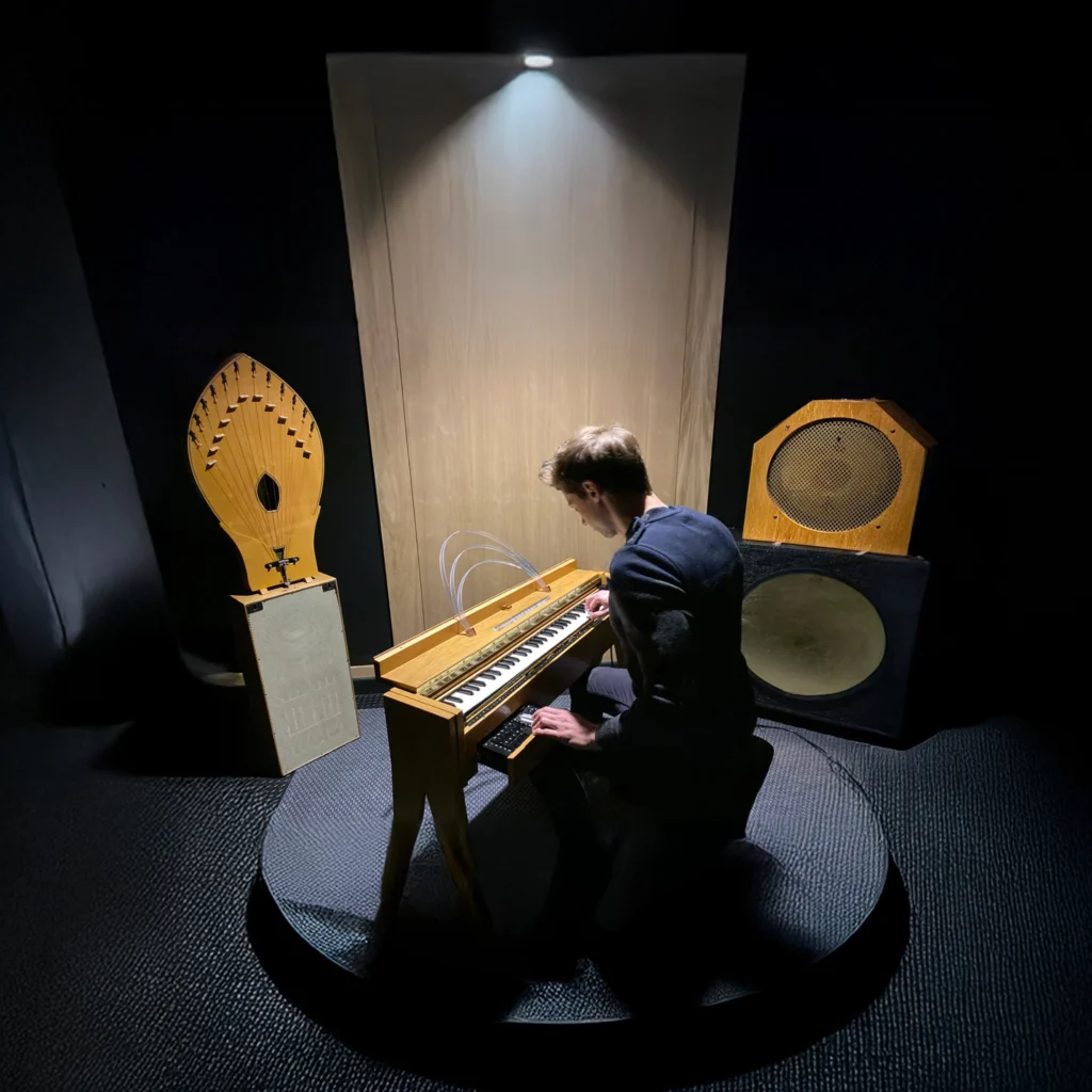 Augustin Viard performs Messiaen in Salzburg